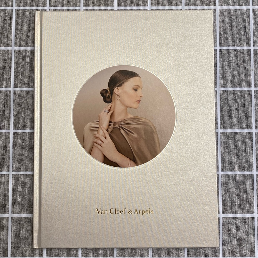 Van Cleef & Arpels Booklet